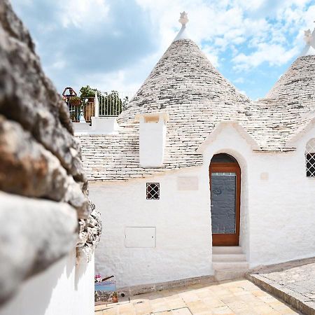 Trulli E Puglia Luxury Suite Αλμπερομπέλο Εξωτερικό φωτογραφία