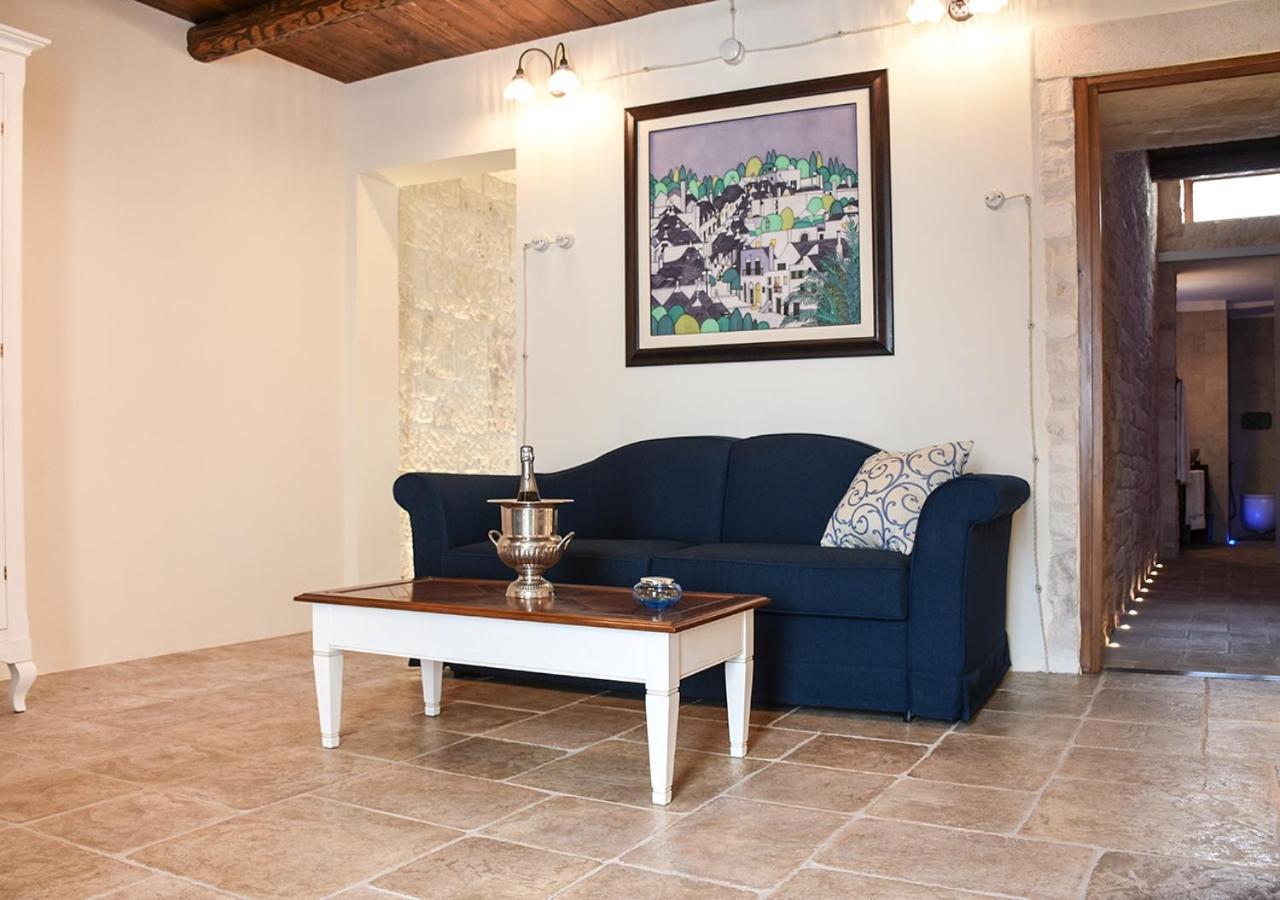 Trulli E Puglia Luxury Suite Αλμπερομπέλο Εξωτερικό φωτογραφία